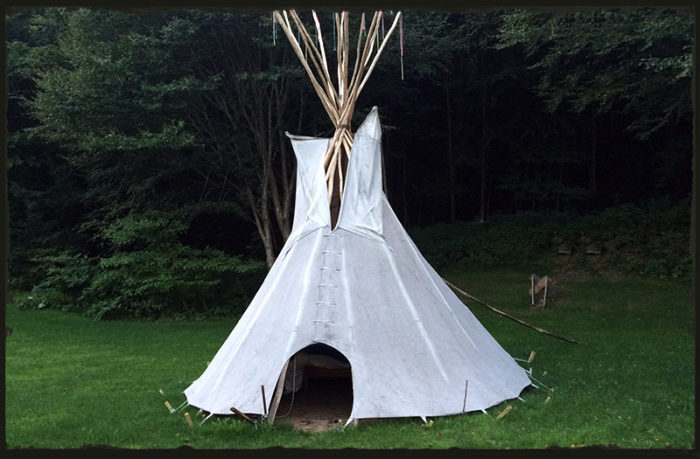 Ahki Tipi - Handmade Native American Tipi by Little Joe & Sons - Ahki Tipi